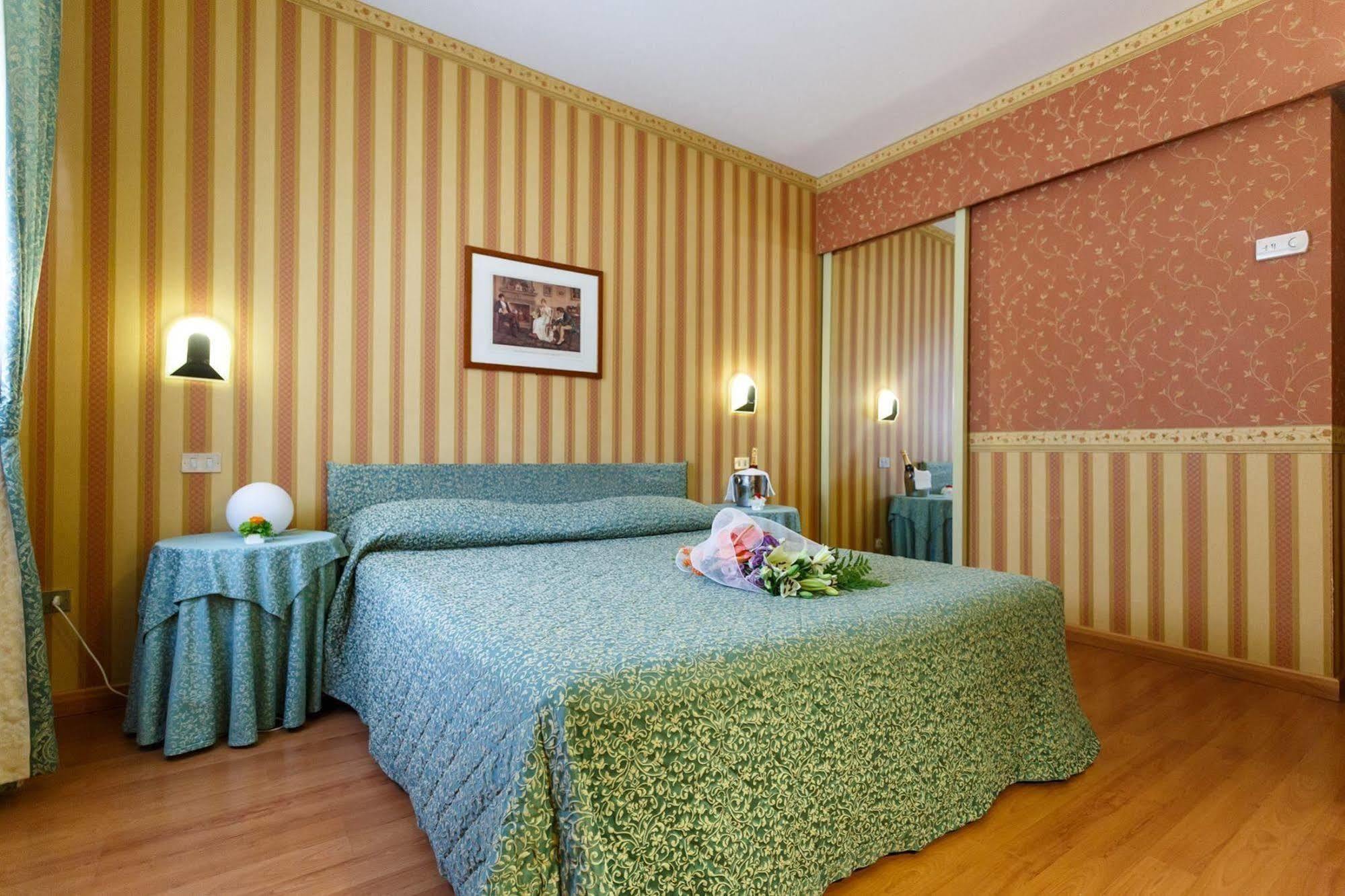 Hotel Daniel Basiano Luaran gambar