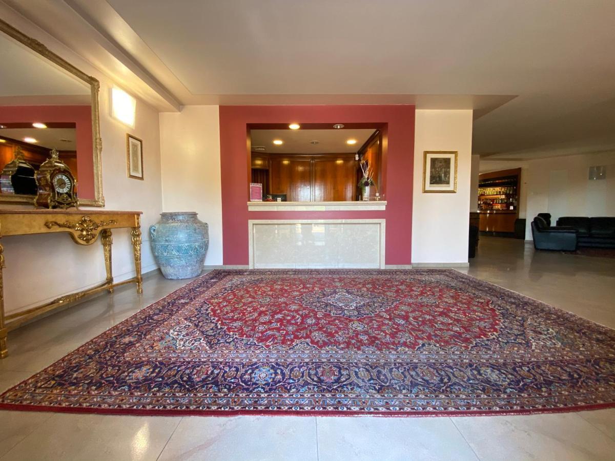 Hotel Daniel Basiano Luaran gambar