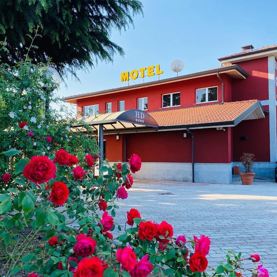 Hotel Daniel Basiano Luaran gambar